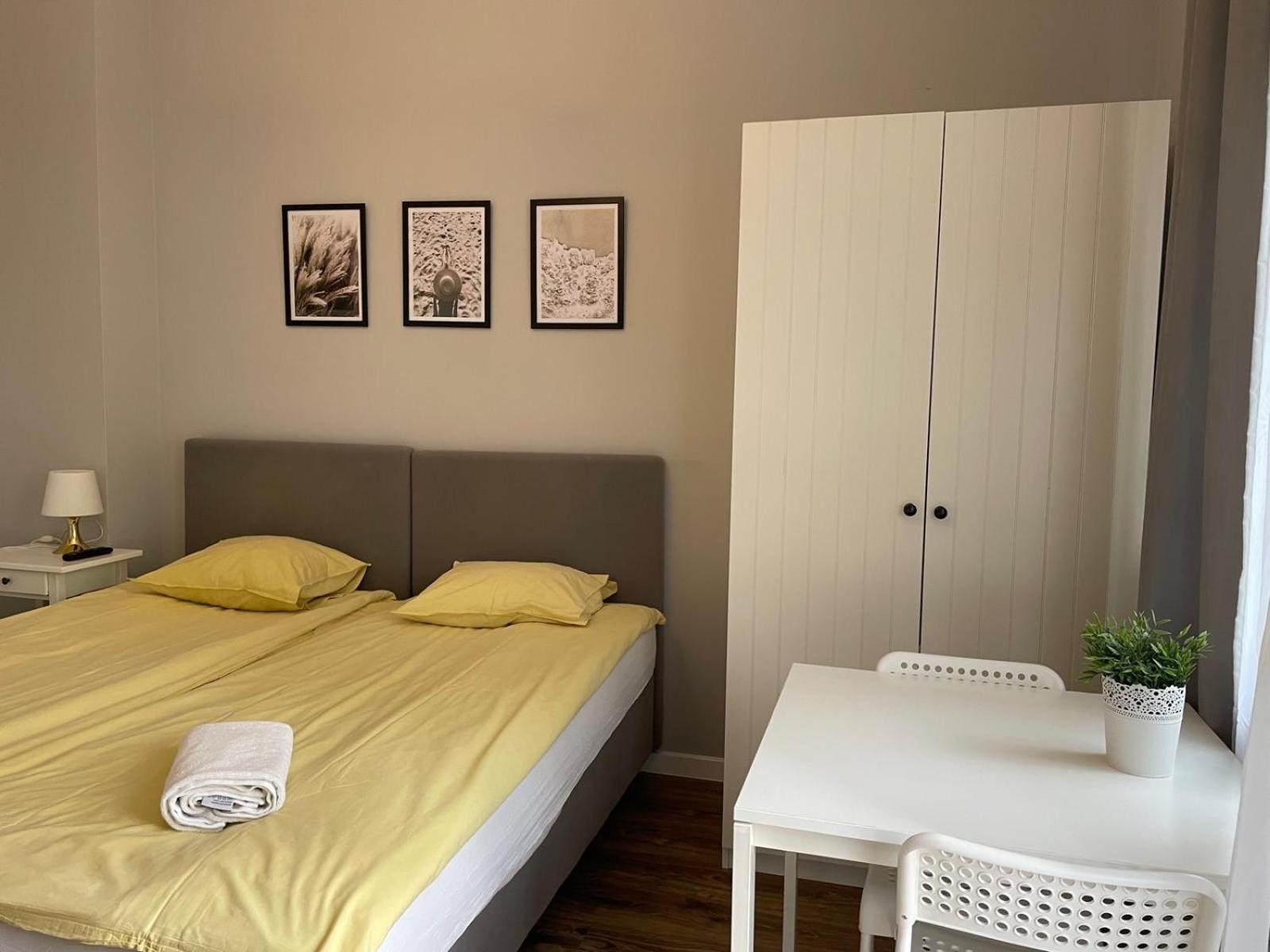 Studio Przy Molo Z Balkonem I Parkingiem Apartment *