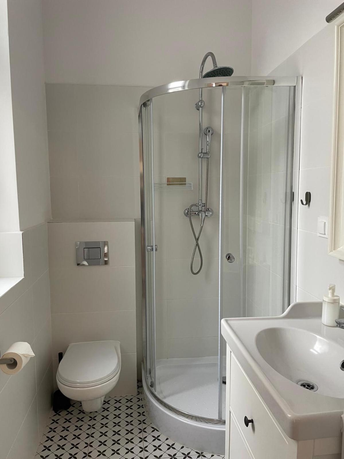 Apartment Studio Przy Molo Z Balkonem I Parkingiem