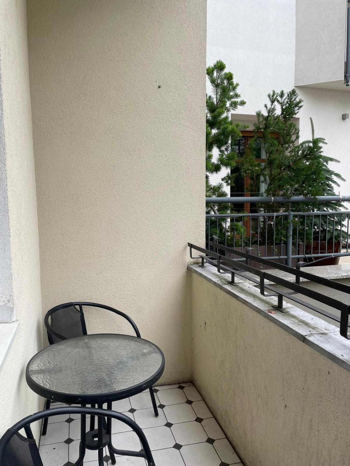 Studio Przy Molo Z Balkonem I Parkingiem Apartment *